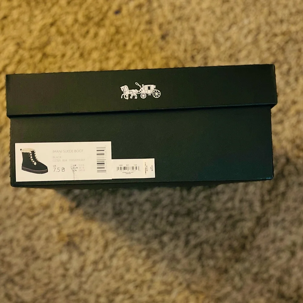 Coach Boot Box - pristine condition - w/insignia lining (EMPTY/BOX ONLY) - $20